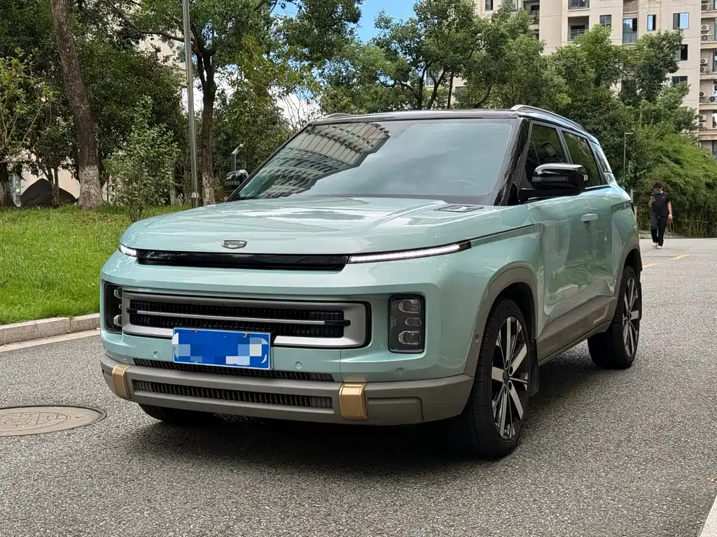 Geely Icon 2023