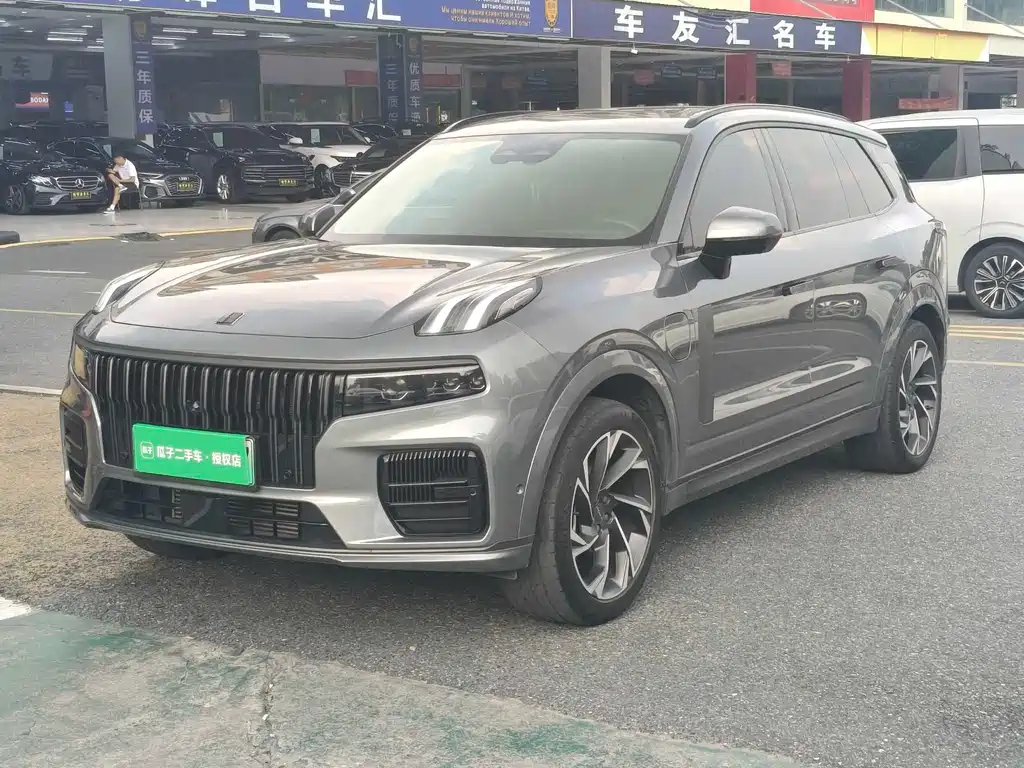 Lynk & Co 09 EM-P 2022