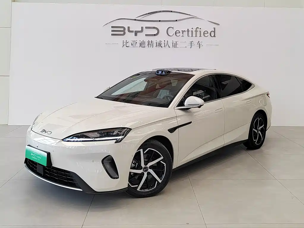 BYD Seal 07 DM-i 2025