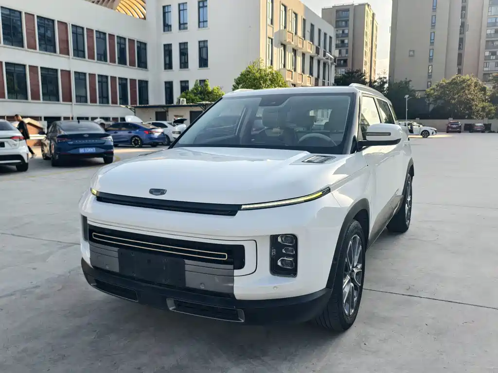 Geely Icon 2021