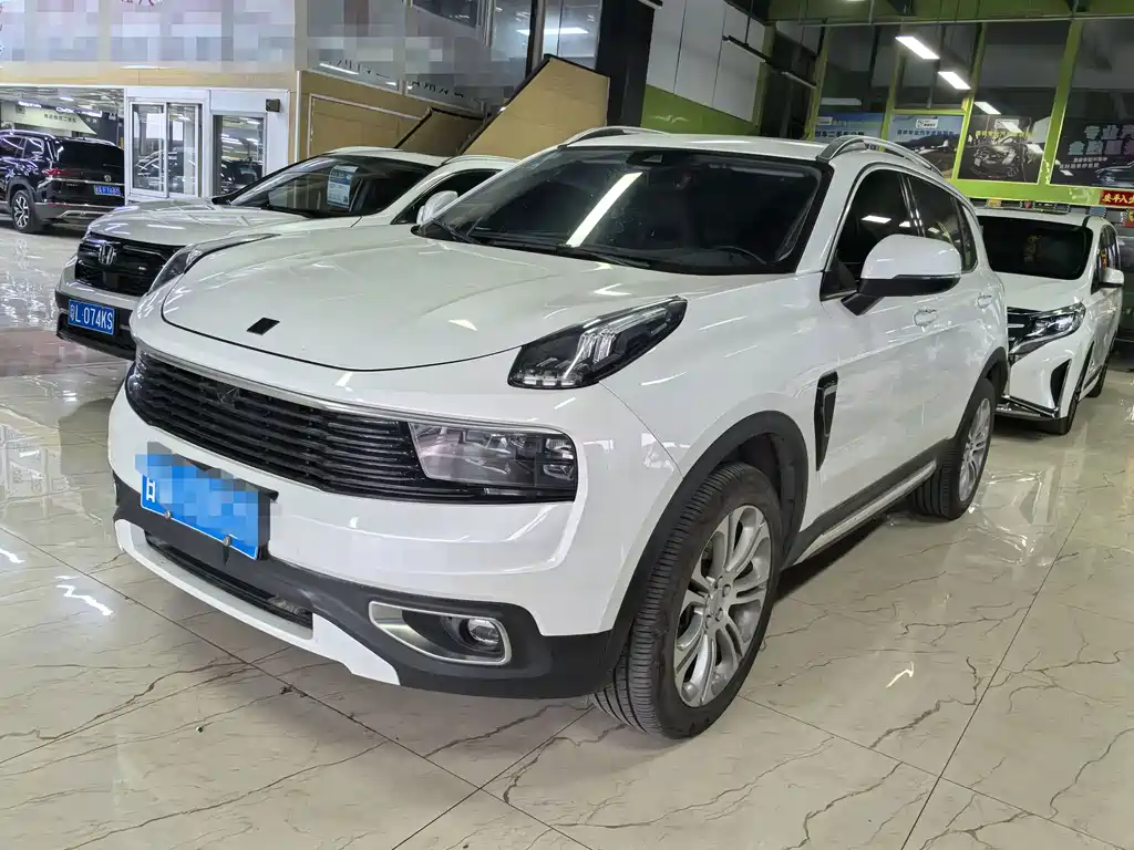 Lynk & Co 01 2020