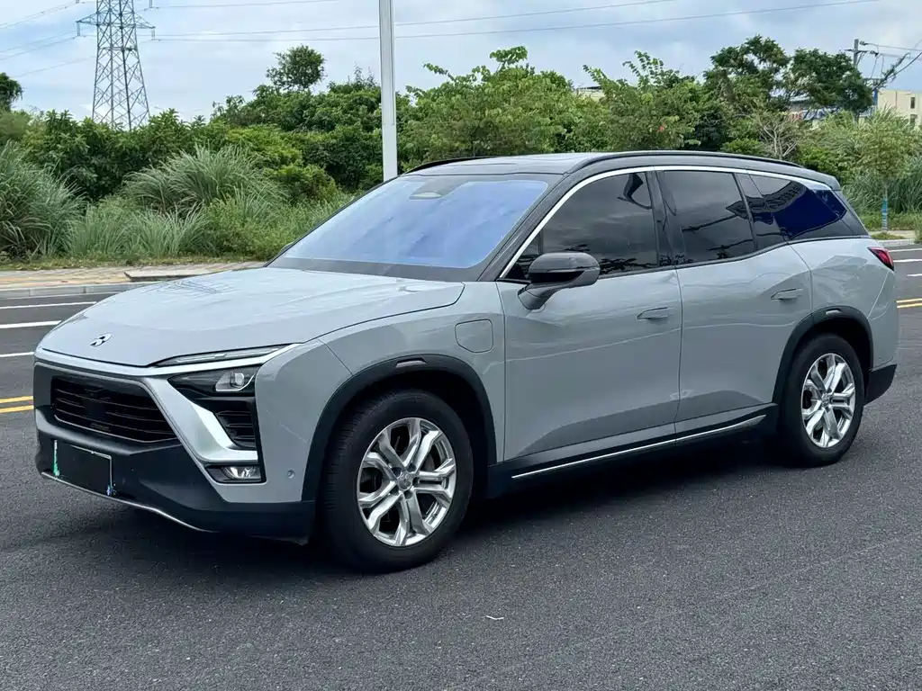 NIO ES8 2019