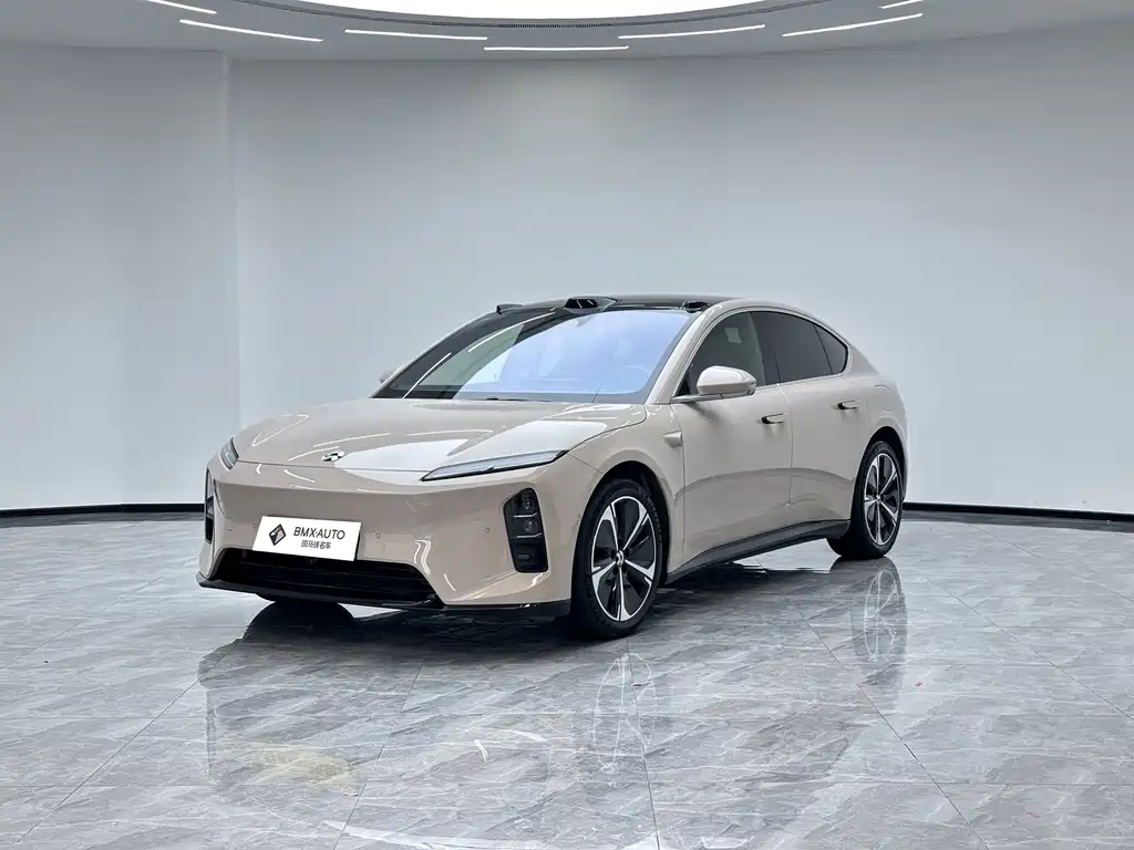 NIO ET5 2025