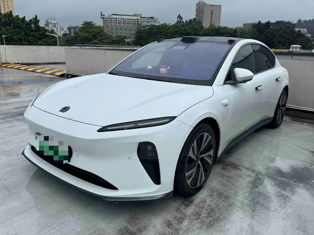NIO ET5 2023