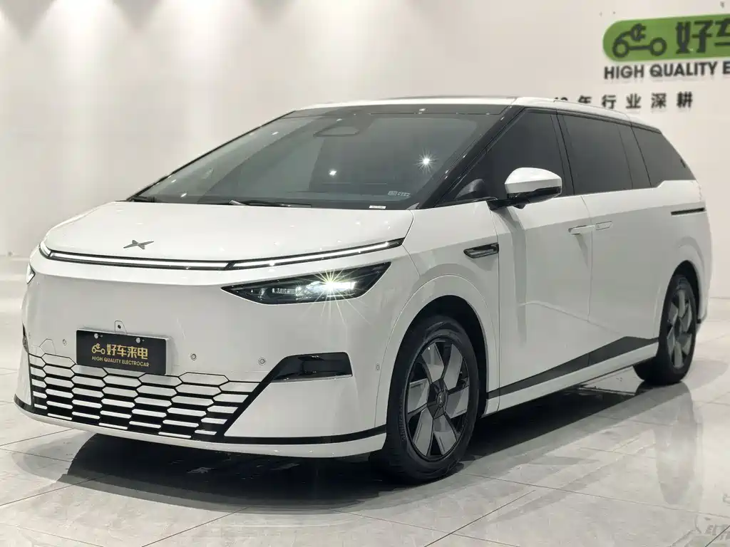 XPENG X9 2024