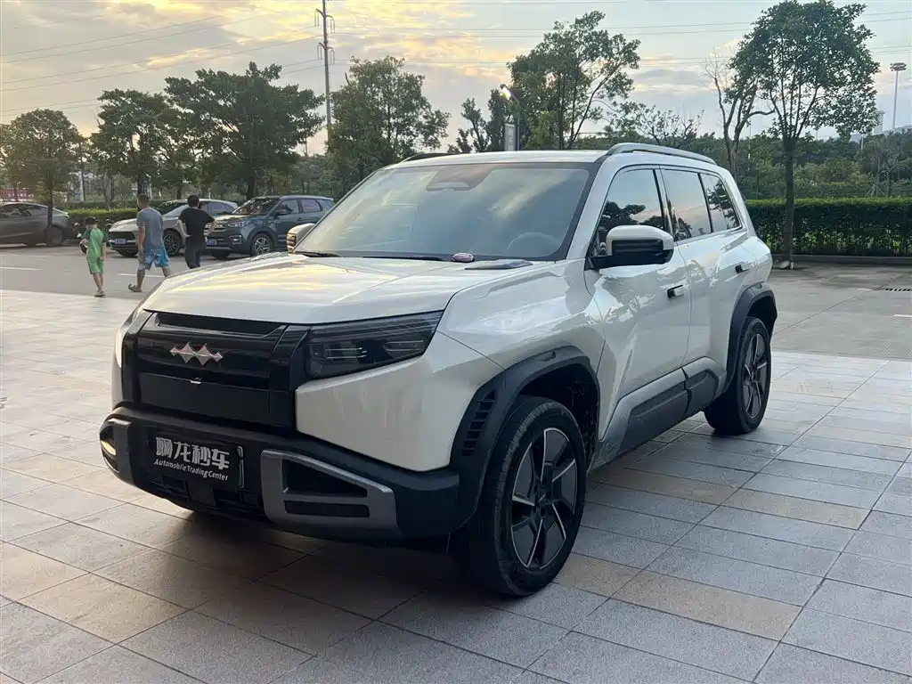 Fang Cheng Bao Titanium 3 2025