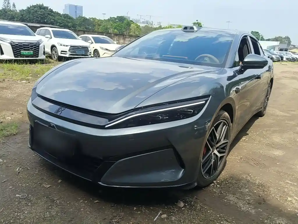 BYD Han L 2025