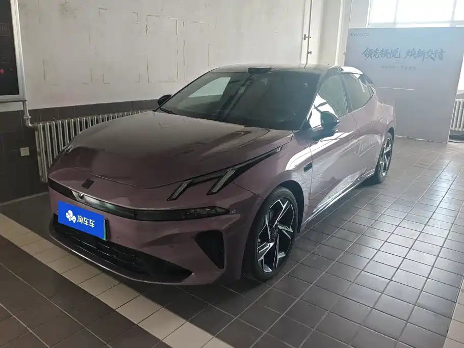 Lynk & Co 07 EM-P 2025