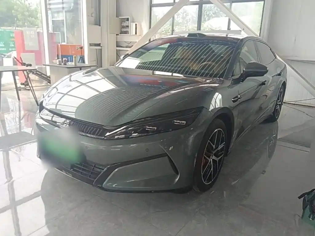 BYD Han L 2025