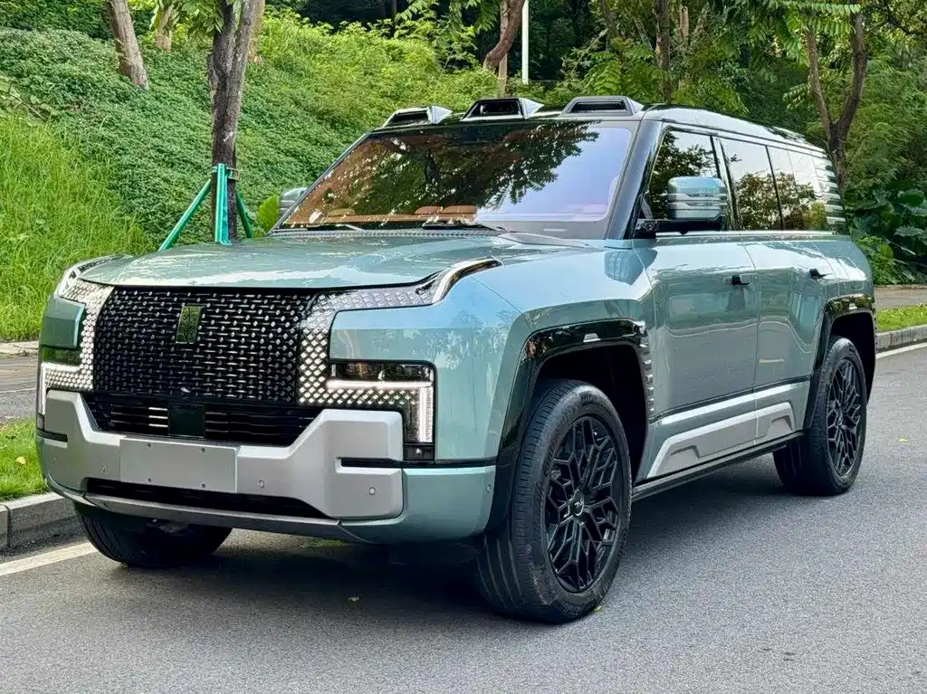 YangWang Yangwang U8 2026