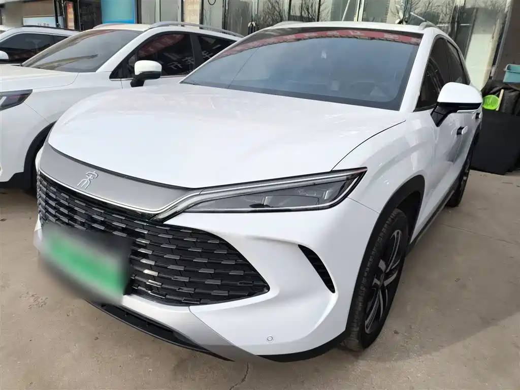 BYD L DM-i 2025