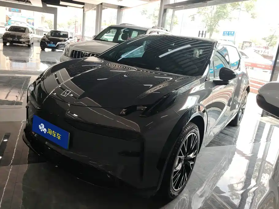 Zeekr X 2024