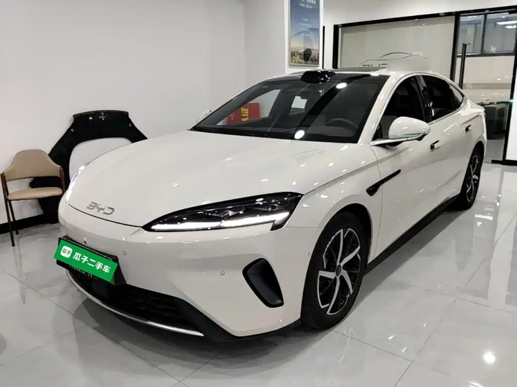 BYD Seal 07 DM-i 2025