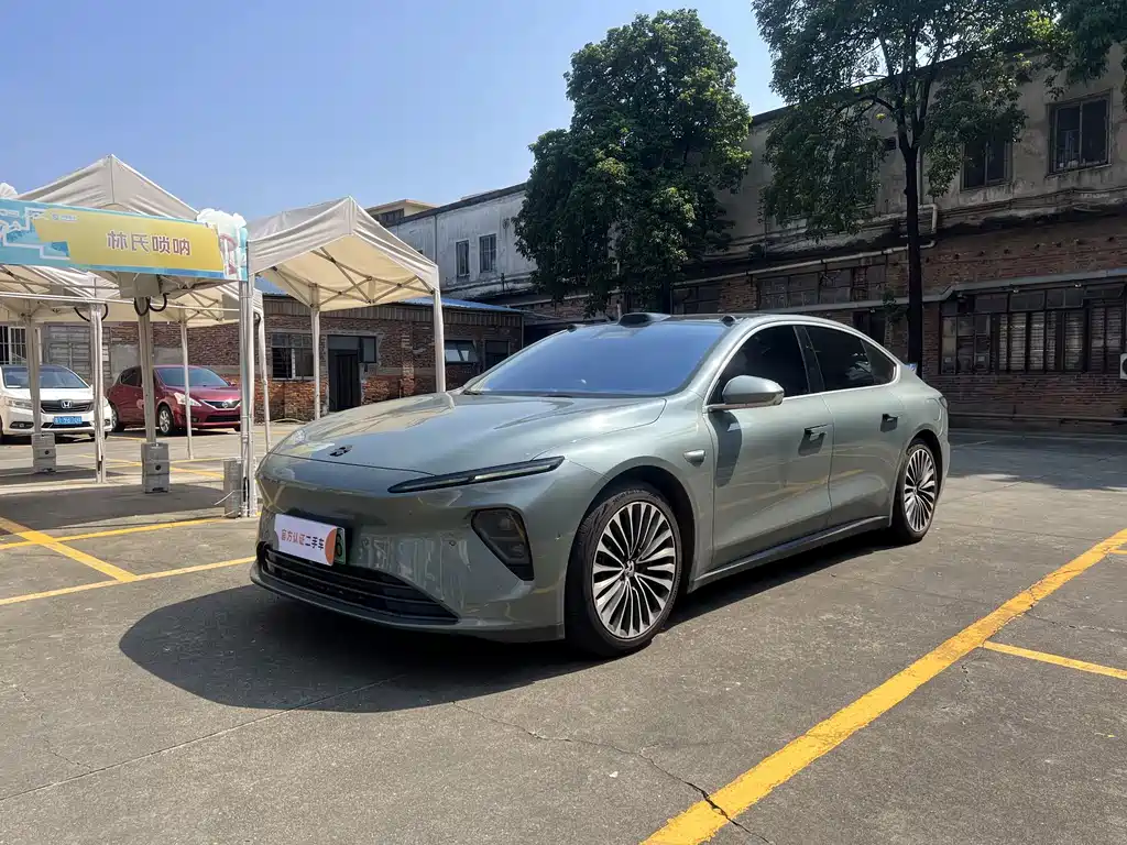 NIO ET7 2022
