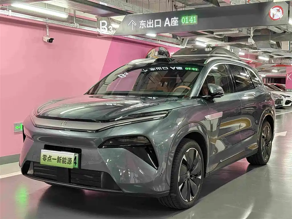 BYD Tang L 2025