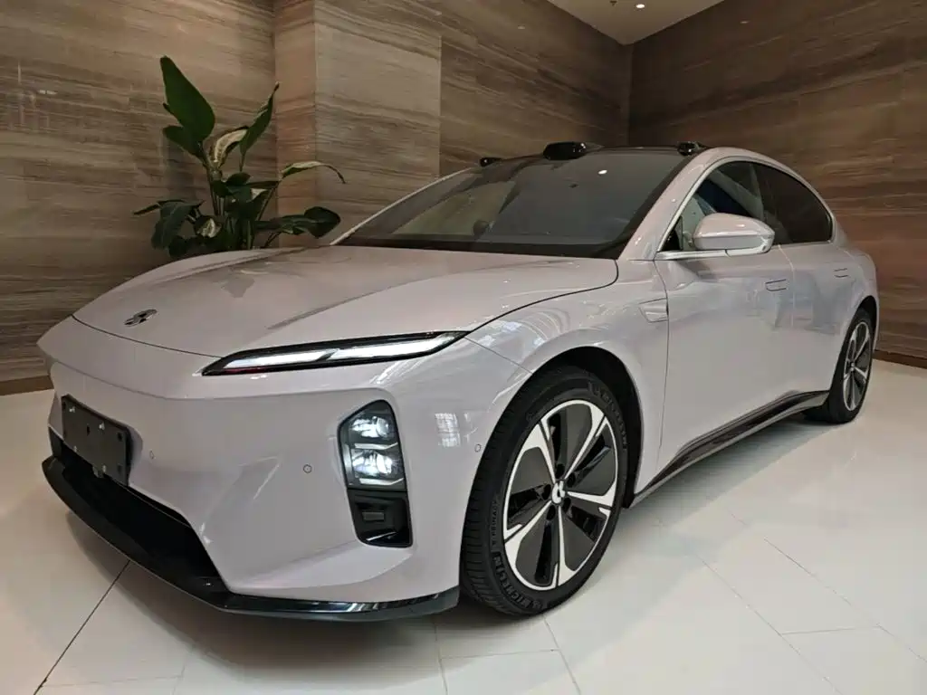 NIO ET5 2025
