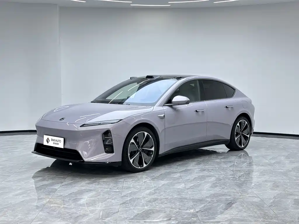 NIO ET5 2025