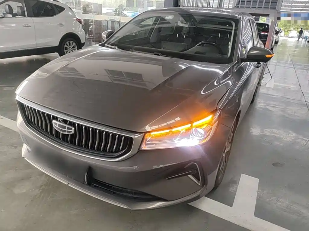 Geely Emgrand 2023