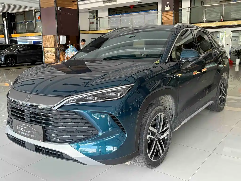 BYD L DM-i 2024