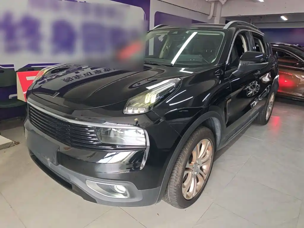 Lynk & Co 01 2019