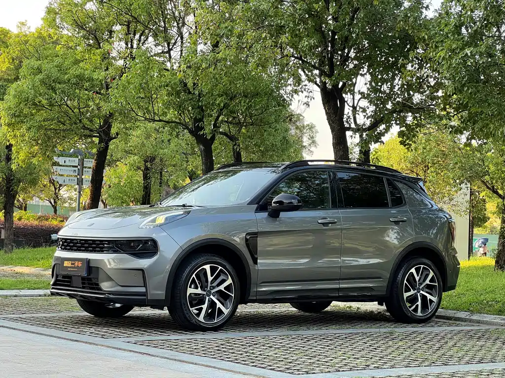 Lynk & Co 01 2021