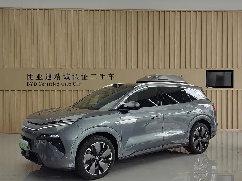 BYD Tang L 2025