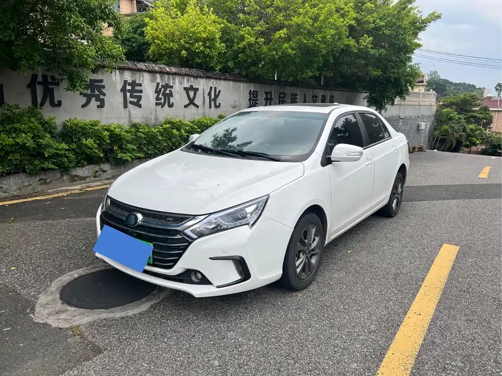 BYD Qin NEV 2018