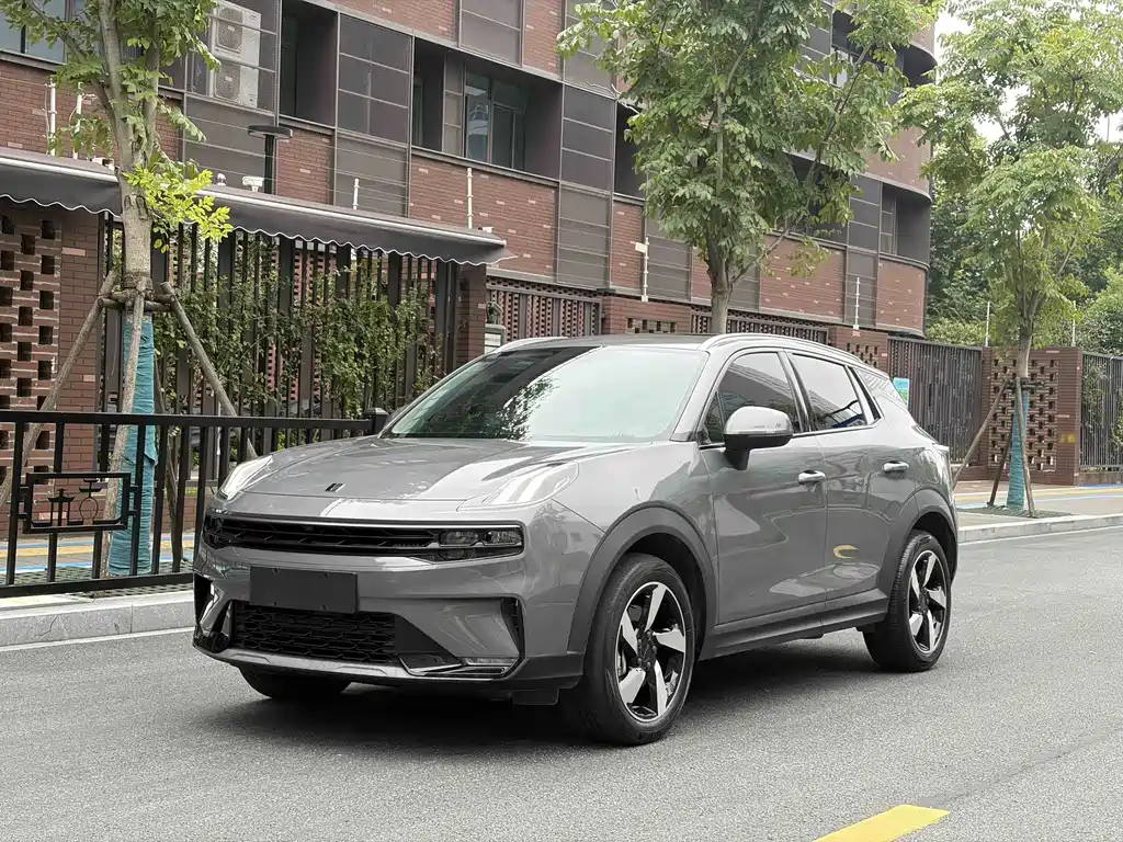 Lynk & Co 06 EM-P 2021