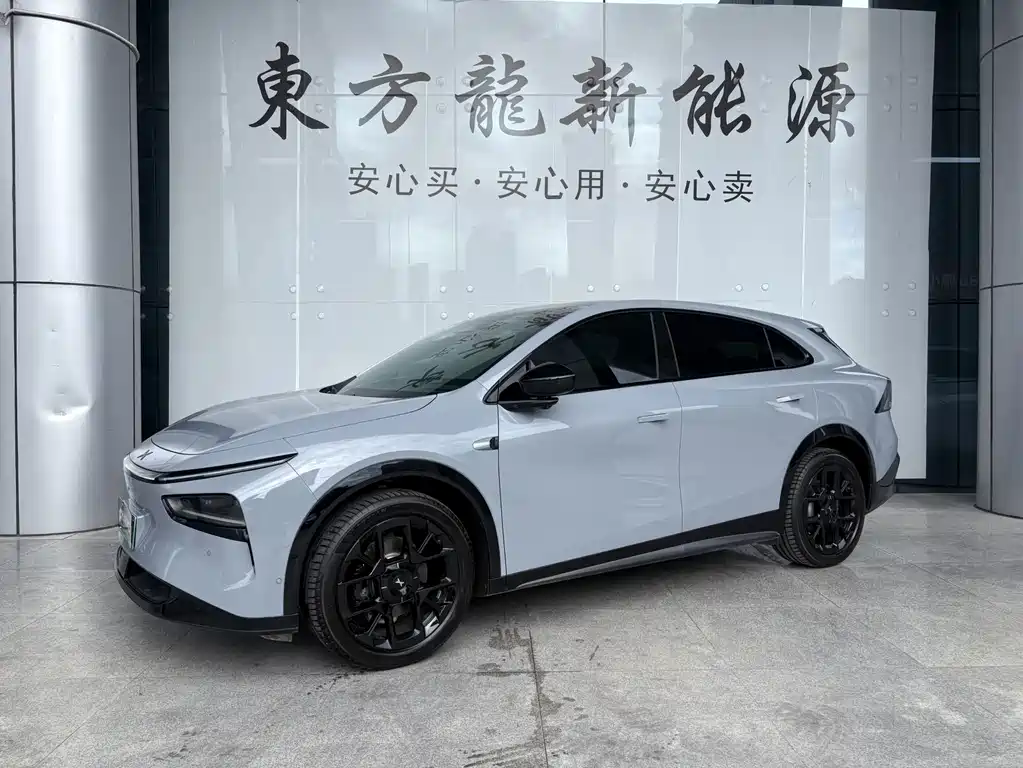 XPENG G7 2025