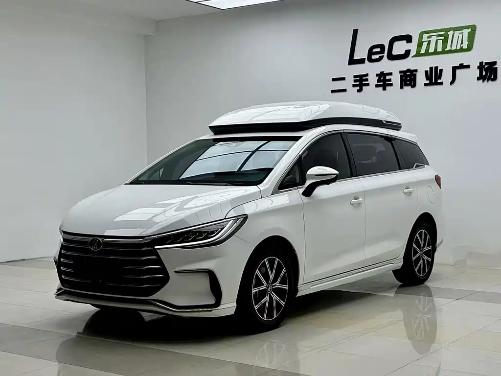 BYD MAX New Energy 2022