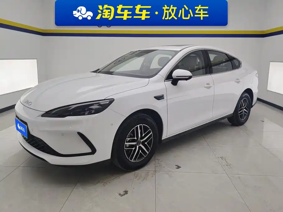BYD Seal 05 DM-i 2025