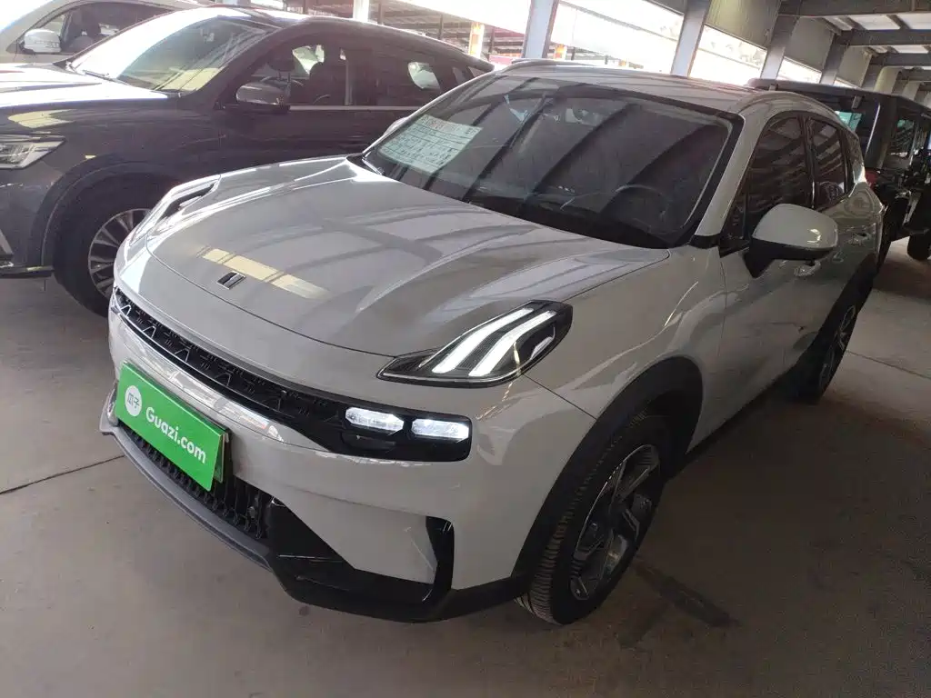 Lynk & Co 06 EM-P 2022