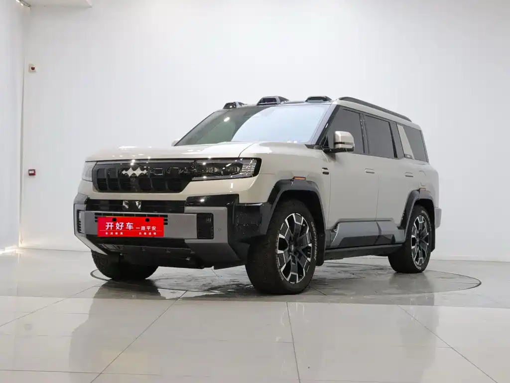 Fang Cheng Bao Leopard 8 2025
