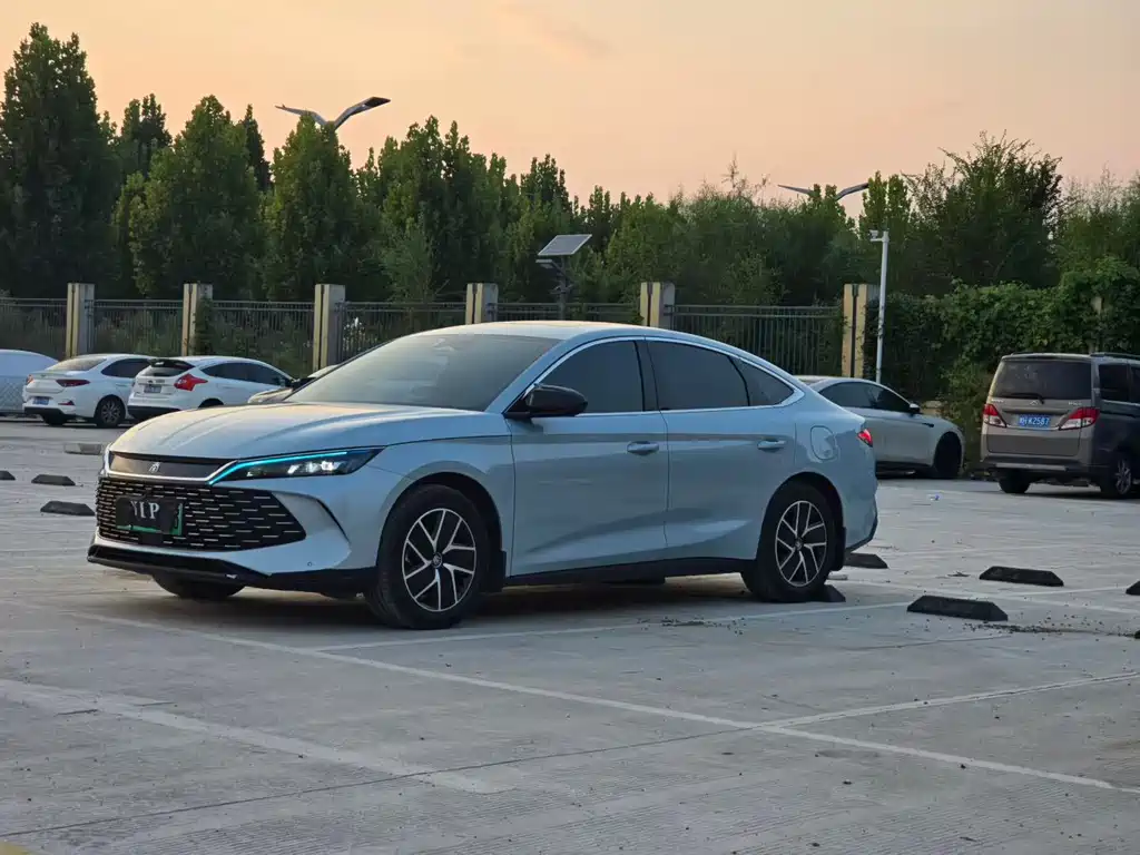 BYD Qin L 2025