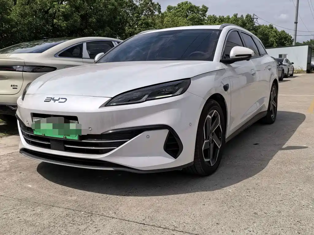 BYD Seal 06 DM-i Touring 2025