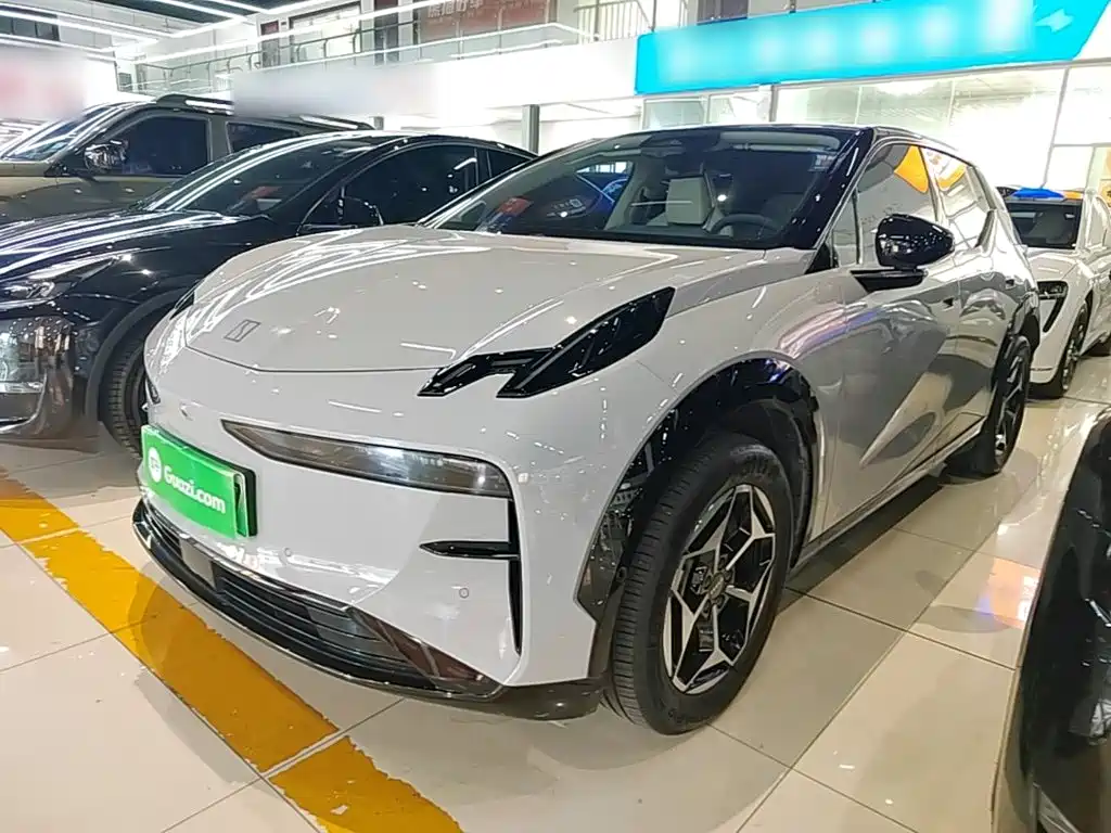 Zeekr X 2024