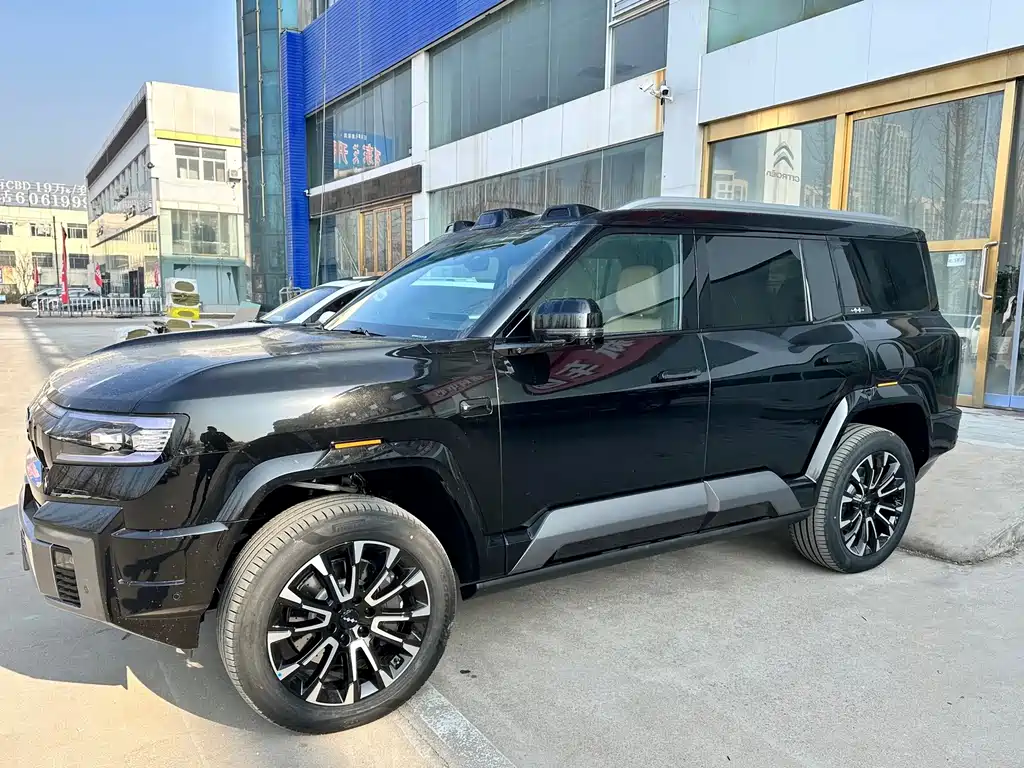 Fang Cheng Bao Leopard 8 2026