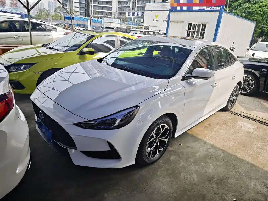 MG MG5 2021