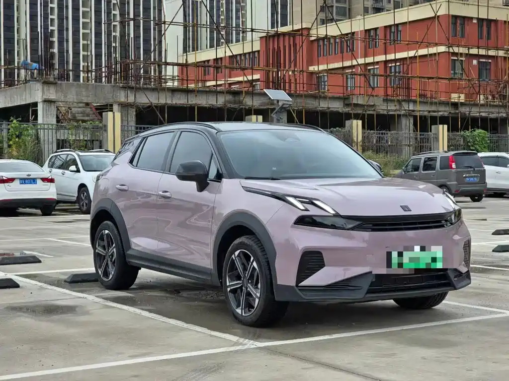 Lynk & Co 06 EM-P 2025
