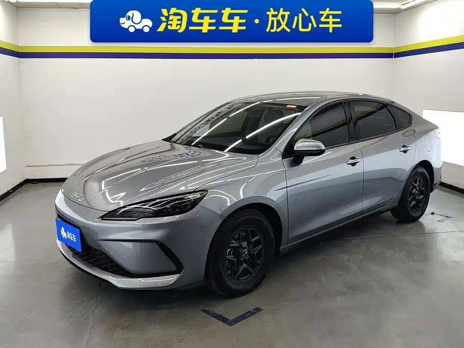 BYD Seal 05 DM-i 2025