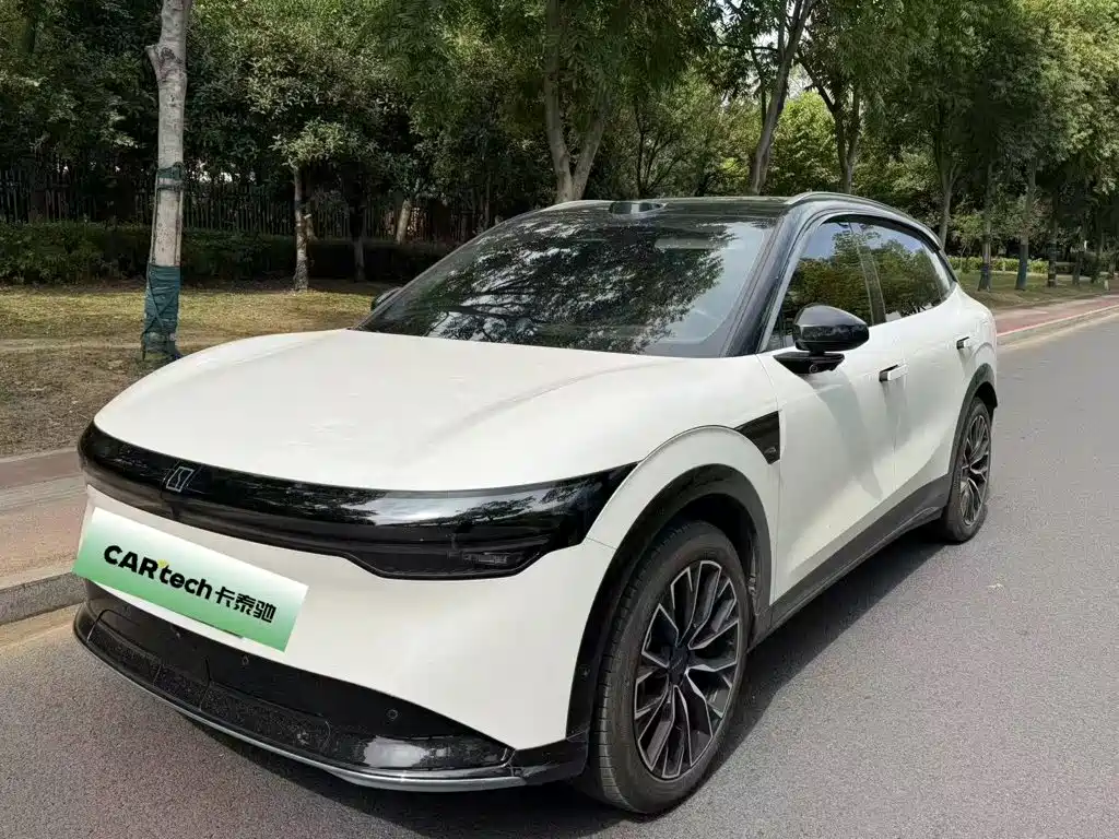 Zeekr 7X 2025