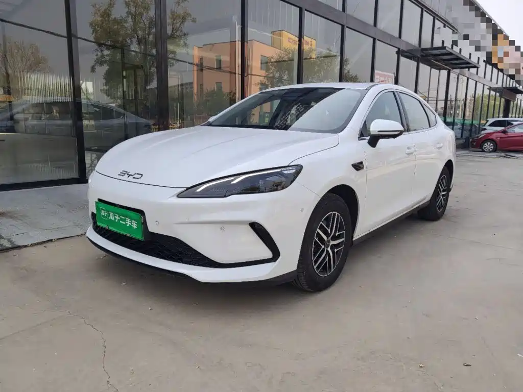 BYD Seal 05 DM-i 2025