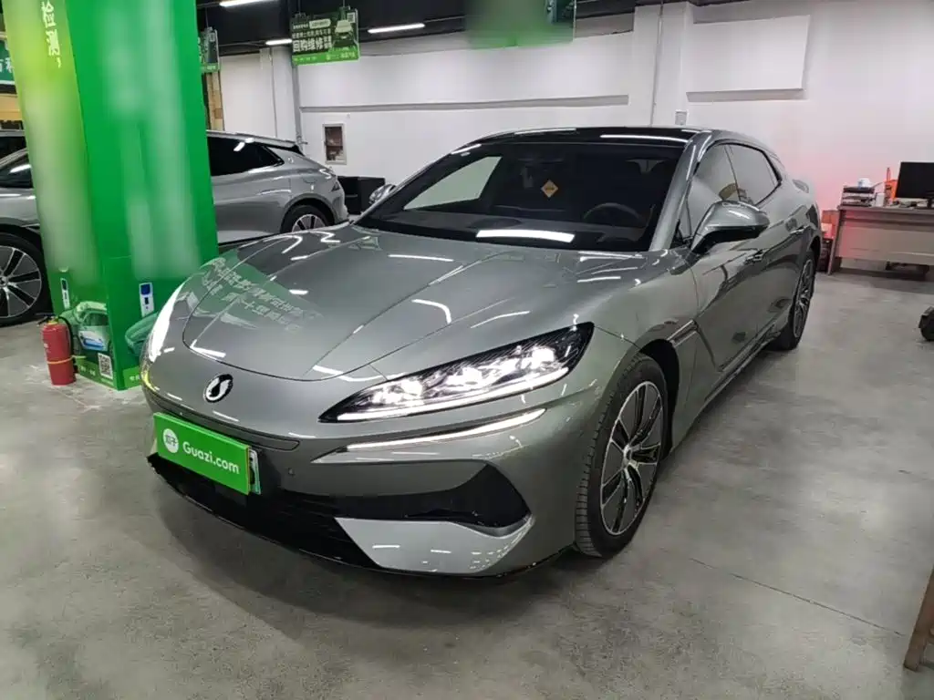 Denza Denza Z9GT 2024