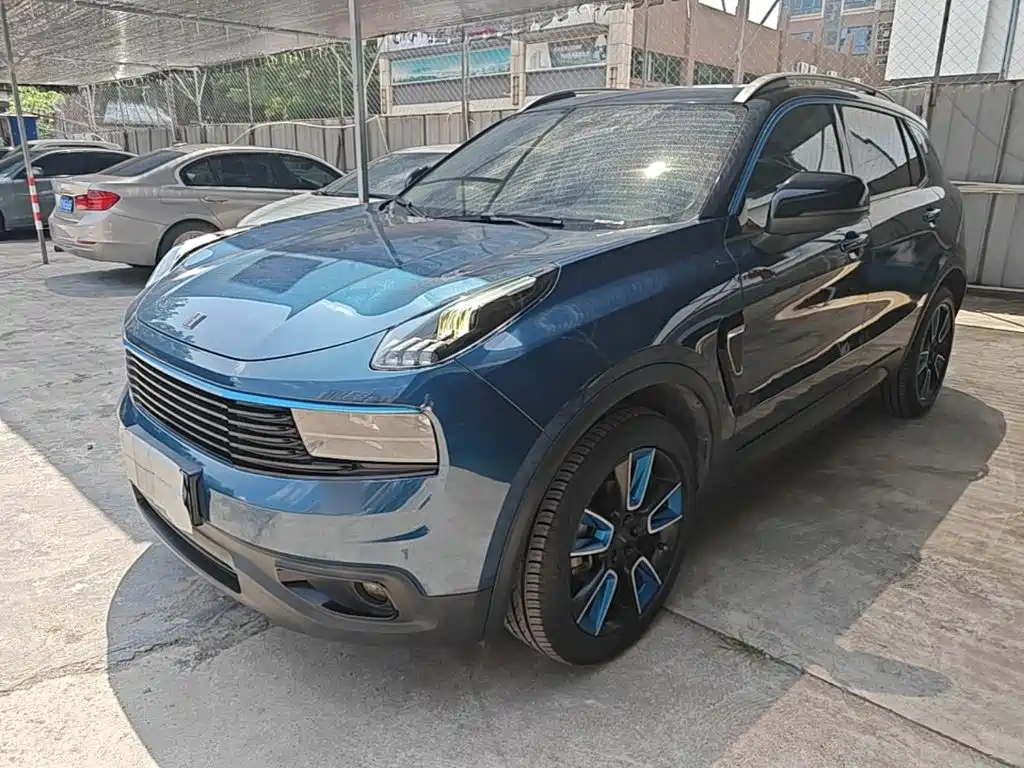 Lynk & Co 01 2019