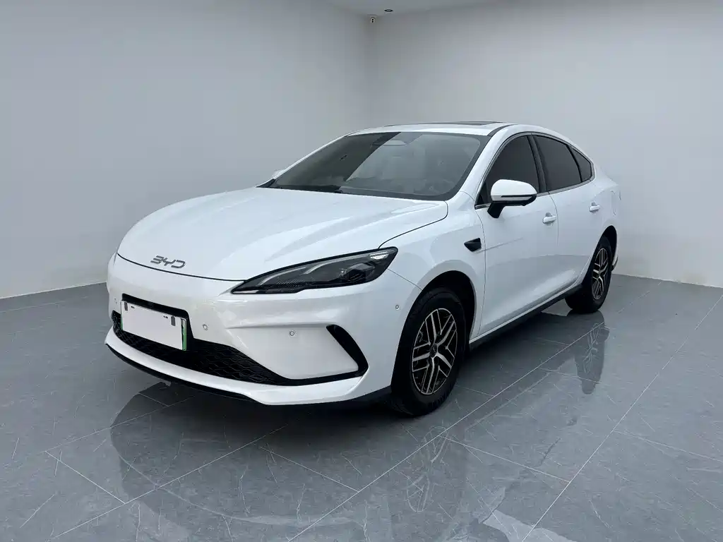 BYD Seal 05 DM-i 2025