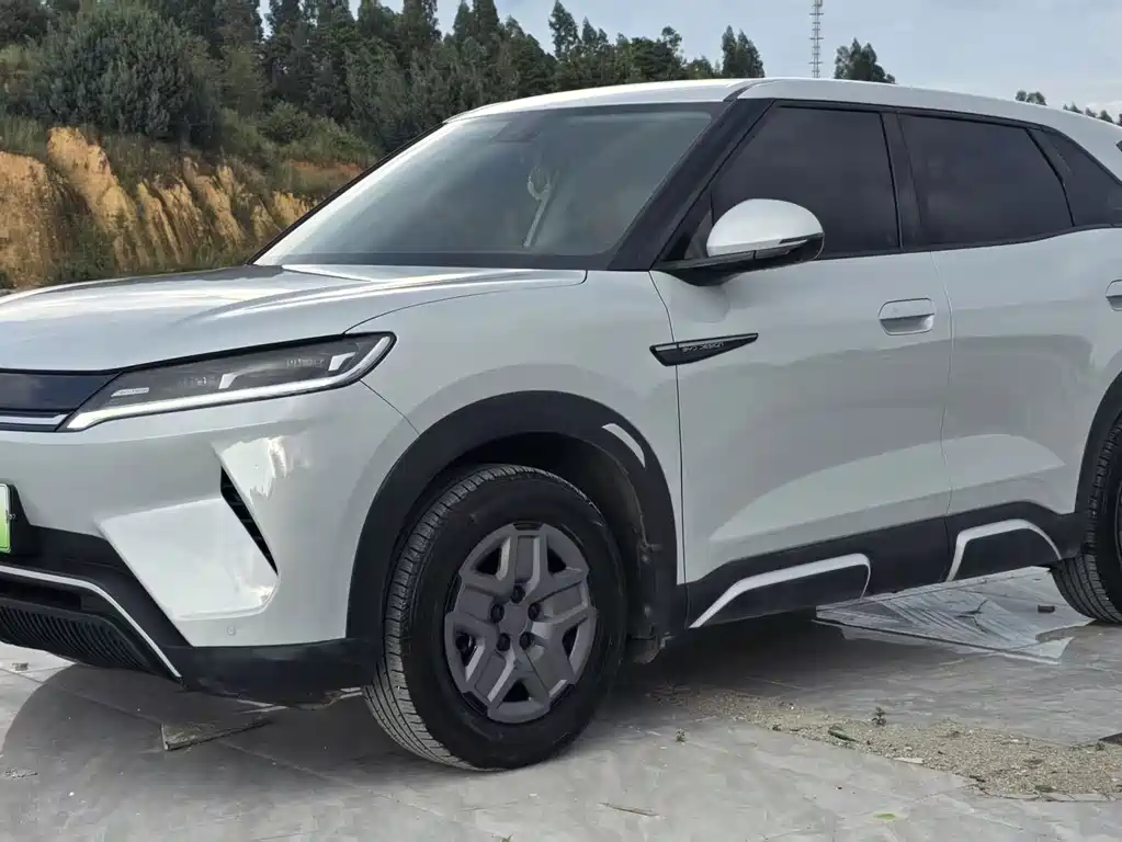 BYD Yuan UP 2025