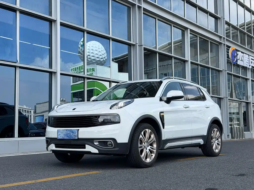 Lynk & Co 01 2019