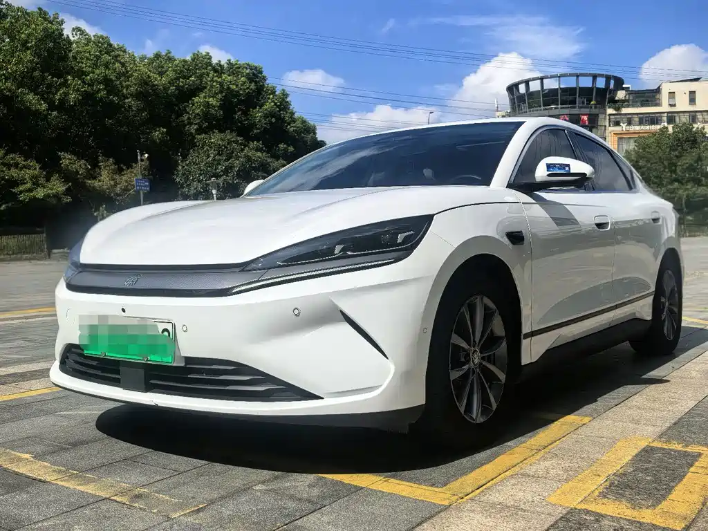 BYD Qin L 2025