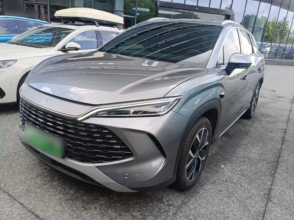 BYD L DM-i 2025