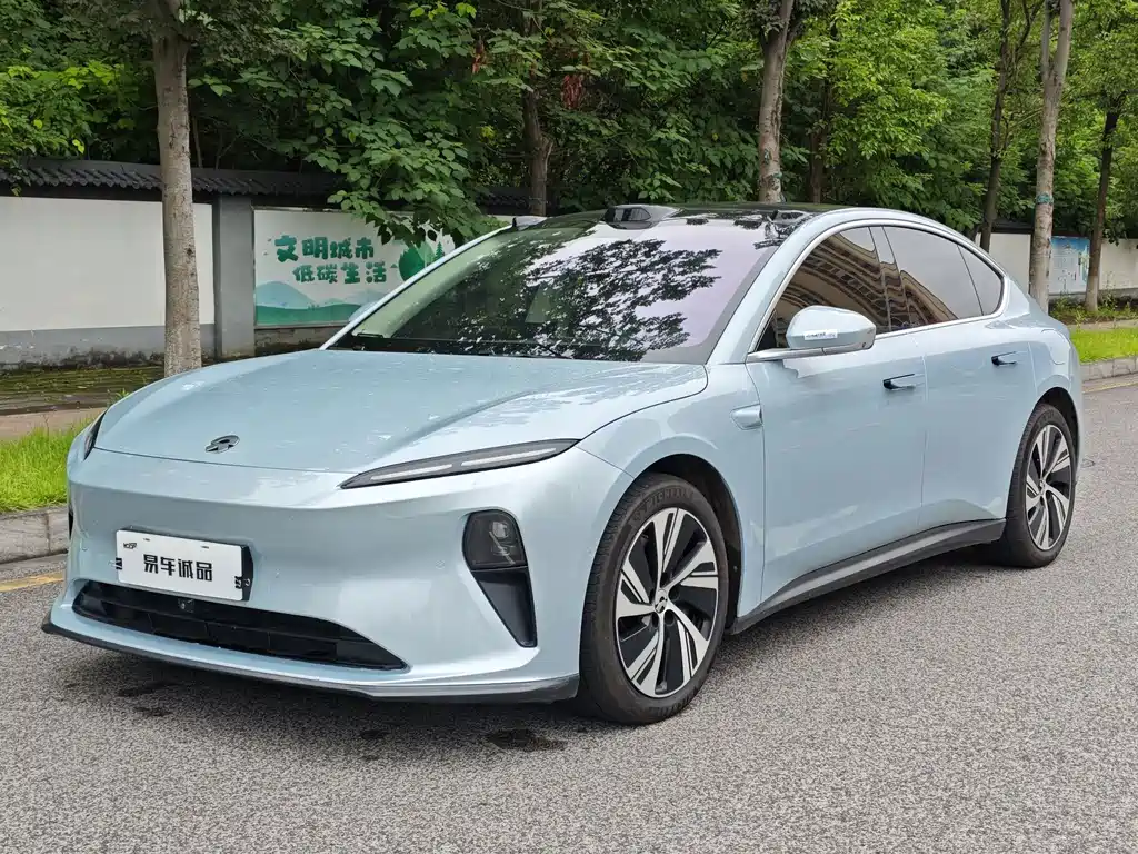 NIO ET5 2025